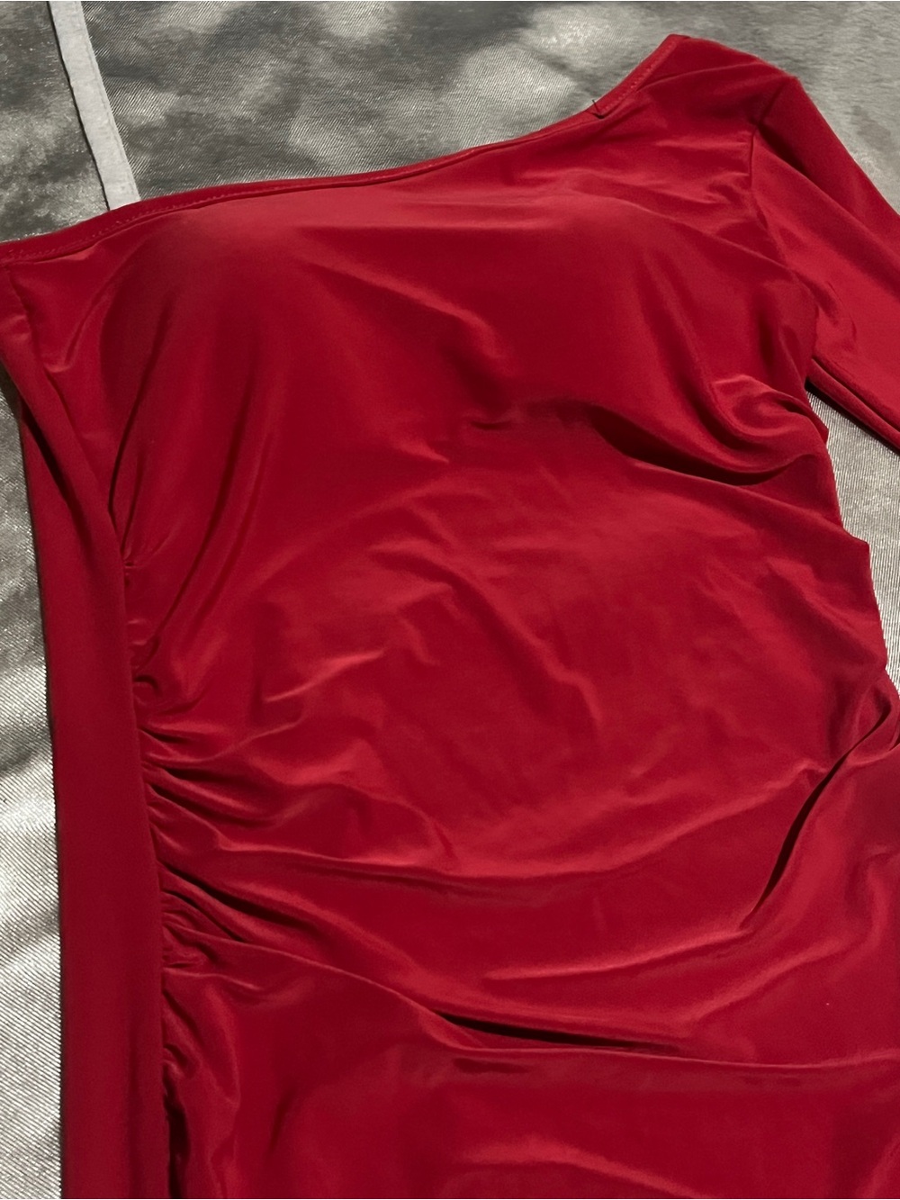 Asymmetric One-Shoulder Ruched Red Dress - Picture 2 of 4